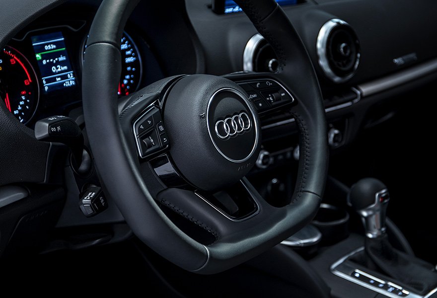 Volant-multifonction-Sport-avec-mplat